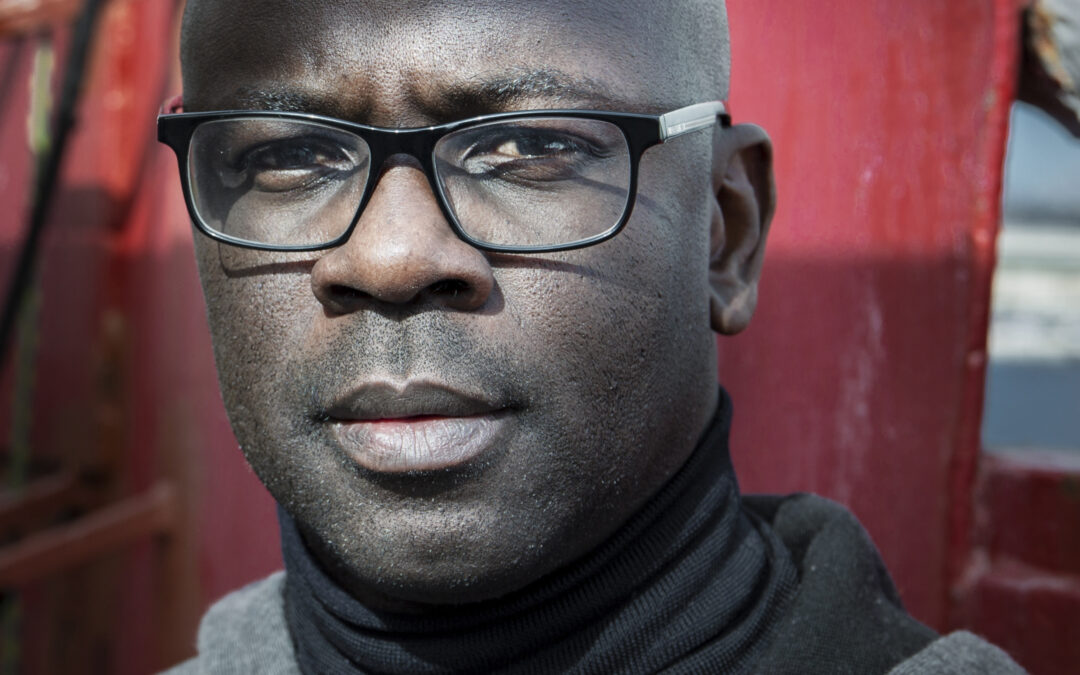 [ILS NOUS SOUTIENNENT] Lilian Thuram visite l'Ocean Viking SOS Méditerranée