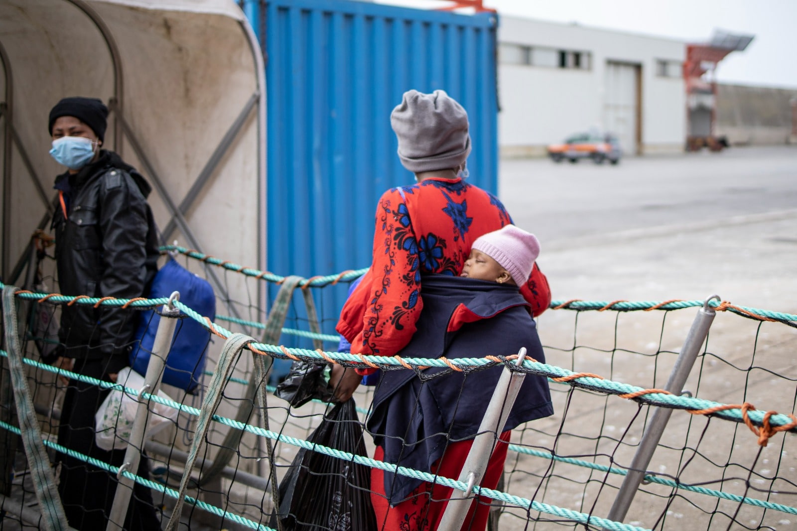 femme migrante bébé